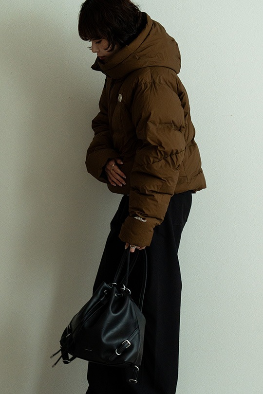 【2/2正午販売～】★先行受注特典50％OFF★3way ドローストリングバッグ 巾着 バッグ リュック ショルダーバッグ ハンドバッグ レディース 大人 レザー 調 大容量 2way 巾着バッグ バックパック 肩掛け 通勤 通学 お出かけ 旅行 おしゃれ かわいい きれいめ モード カジュアル ヴィンテージ風 チャーム付き