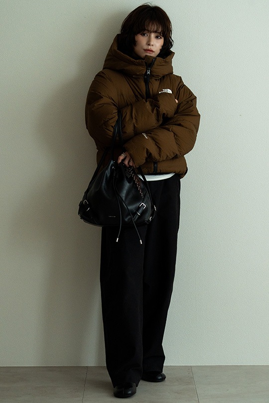 【2/2正午販売～】★先行受注特典50％OFF★3way ドローストリングバッグ 巾着 バッグ リュック ショルダーバッグ ハンドバッグ レディース 大人 レザー 調 大容量 2way 巾着バッグ バックパック 肩掛け 通勤 通学 お出かけ 旅行 おしゃれ かわいい きれいめ モード カジュアル ヴィンテージ風 チャーム付き