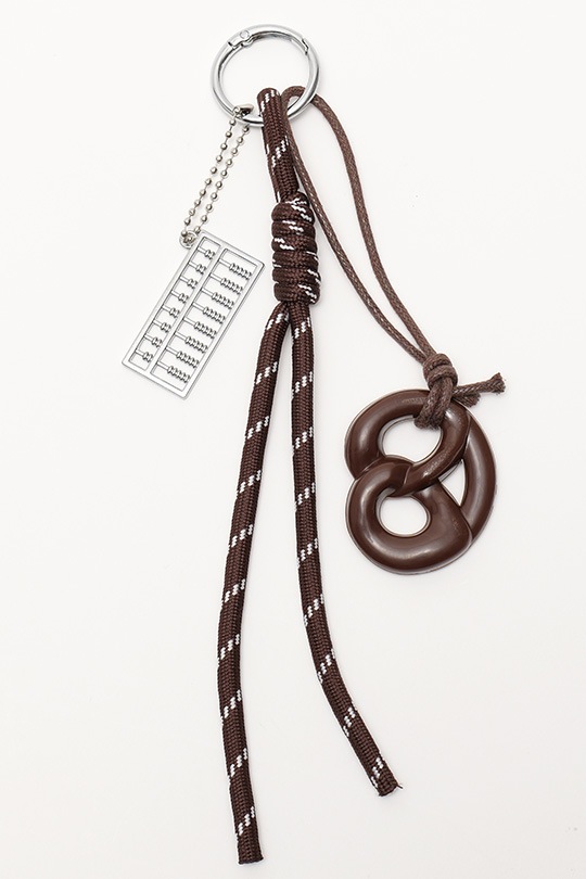 【2/2正午販売～】★先行受注特典50％OFF★3way ドローストリングバッグ 巾着 バッグ リュック ショルダーバッグ ハンドバッグ レディース 大人 レザー 調 大容量 2way 巾着バッグ バックパック 肩掛け 通勤 通学 お出かけ 旅行 おしゃれ かわいい きれいめ モード カジュアル ヴィンテージ風 チャーム付き