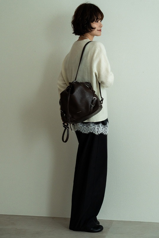 【2/2正午販売～】★先行受注特典50％OFF★3way ドローストリングバッグ 巾着 バッグ リュック ショルダーバッグ ハンドバッグ レディース 大人 レザー 調 大容量 2way 巾着バッグ バックパック 肩掛け 通勤 通学 お出かけ 旅行 おしゃれ かわいい きれいめ モード カジュアル ヴィンテージ風 チャーム付き