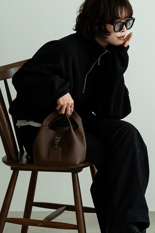 【3/2正午販売～】★先行受注特典55％OFF★ソフトスクエア 2WAY ミニ ハンドバッグ(ポーチ付き) 2WAY キューブバッグ ショルダーバッグ ポーチ付き レディース ハンドバッグ バケツバッグ 斜めがけ 肩掛け フェイクレザー シボ加工 大容量 軽量 鞄 通勤 通学 フォーマル カジュアル