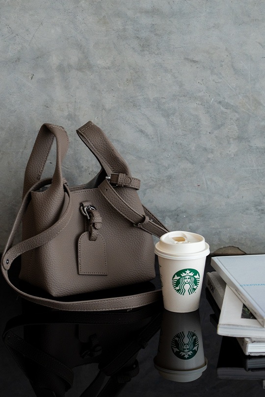 【3/2正午販売～】★先行受注特典55％OFF★ソフトスクエア 2WAY ミニ ハンドバッグ(ポーチ付き) 2WAY キューブバッグ ショルダーバッグ ポーチ付き レディース ハンドバッグ バケツバッグ 斜めがけ 肩掛け フェイクレザー シボ加工 大容量 軽量 鞄 通勤 通学 フォーマル カジュアル