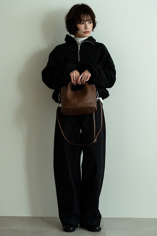 【2/2正午販売～】★先行受注特典50％OFF★ラウンドハンドル 2WAY ミニトートバッグ(ポーチ付き) トートバッグ おしゃれ かわいい モード エッジィ スターチャーム付 高見え レザー調