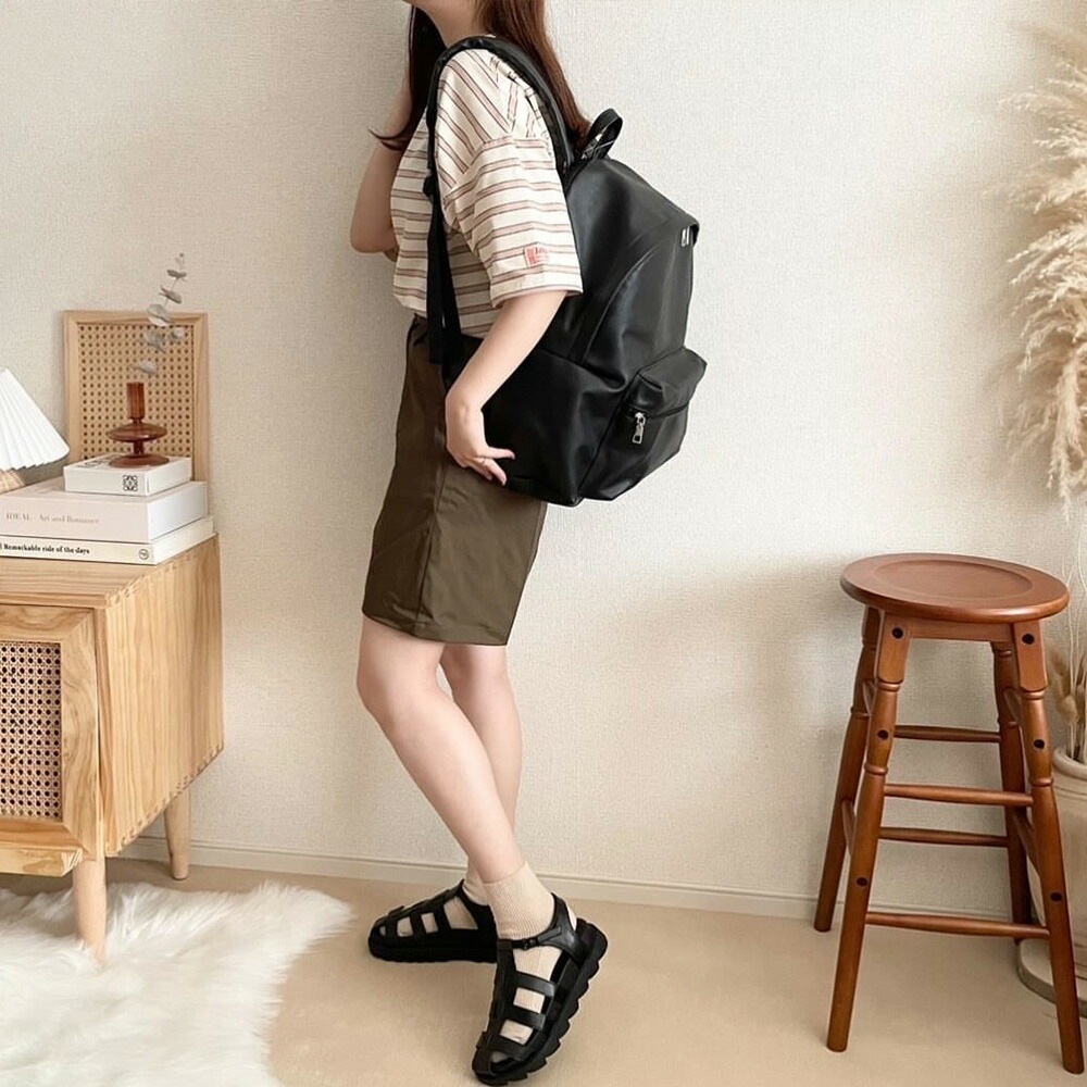 リュック レディース リュックサック おしゃれ マザーズ 無地 背面ファスナー ブランド マザーズバッグ ママリュック 大学生 通勤 女性 高校生 シンプル 大人 通学 女子 大容量 a4 レディース バック ビジネス ビジネスリュック