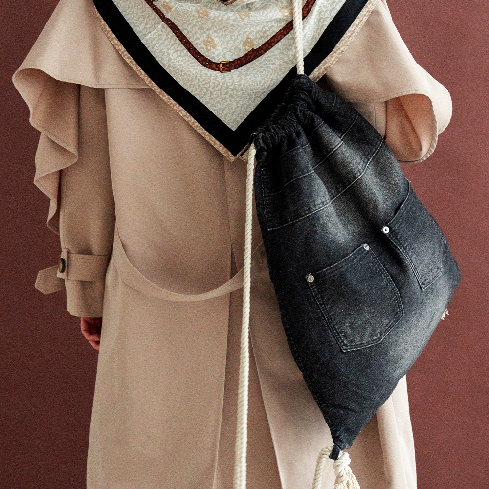 2025-2026AW新作【クーポンで25％OFF】DEVICE ウォッシュ デニム ナップザック ボディバッグ ナップサック リュックサック リュック ジムサック ジムバッグ 巾着 男女兼用 メンズ レディース バッグ 旅行 通学 おしゃれ 学生 デニム 加工 大容量 軽量 かばん 軽い ブランド ボディバッグ