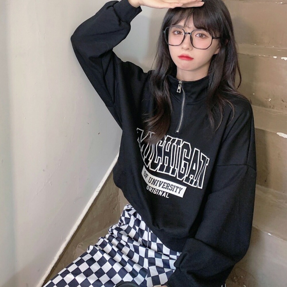 海外 韓国 デザイン オーバーサイズ トレーナー 長袖 ブラック Cross charm official store | トレーナー レディース 長袖