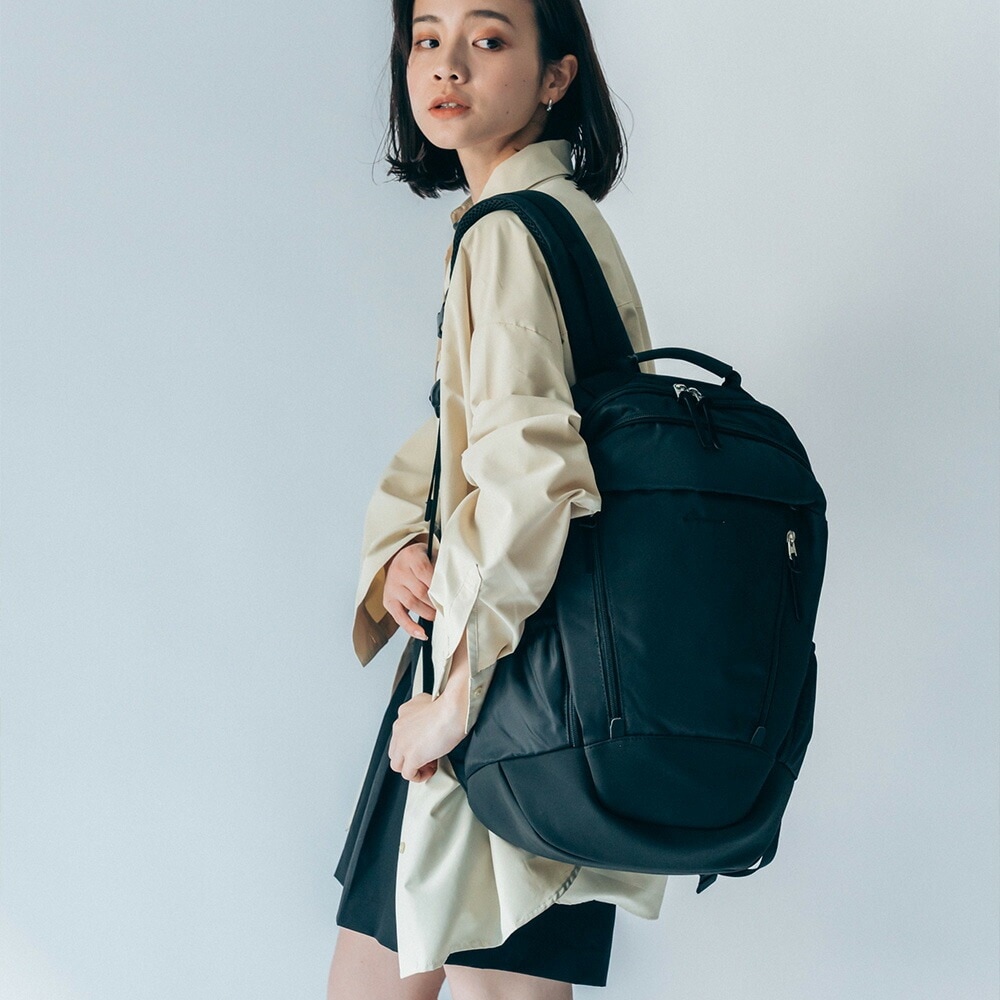 【SALE：20％OFF 11/2 10:00~】リュック メンズ レディース ブランド Rename スポーティ カジュアル おしゃれ リュックサック バックパック ナイロン 通勤 通学 軽量 軽い 大容量 おしゃれ シンプル 大学生 高校生 ビジネス 実用的