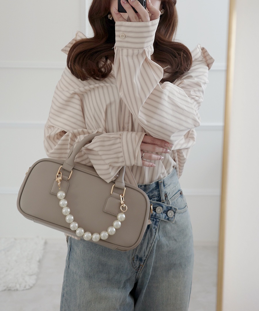 2026SS【maikoday×CrossChramコラボ】REAIMER パール調チャーム付き 2way ボストンバッグ ミニボストン トートバッグ ハンドバッグ レディース 旅行 大容量 おしゃれ ブランド 通勤 レトロ 高見え 横長 上質 肩掛け 大きめ 大人 バッグ 通勤バッグ