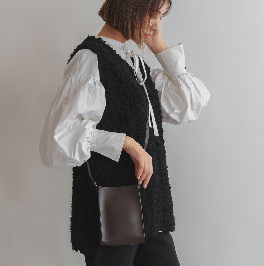 ショルダーバッグ レディース メンズ 斜めがけ 大人 ブランド 小さめ おしゃれ カジュアル 黒 軽量 シンプル 斜めがけバッグ ミニ サコッシュ ミニショルダーバッグ ミニバッグ コンパクト 肩掛け 縦型 ミニショルダーバック バッグ