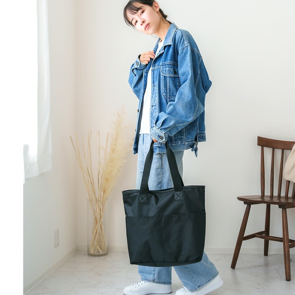 【SALE：40％OFF】トートバッグ レディース メンズ ナイロン ブランド おしゃれ 通勤 通学 通勤バッグ 大きめ 大学生 無地 大きい 軽い 肩掛け 大人 シンプル マザーズバッグ 縦型 マチあり バッグ トートバック レディースバック
