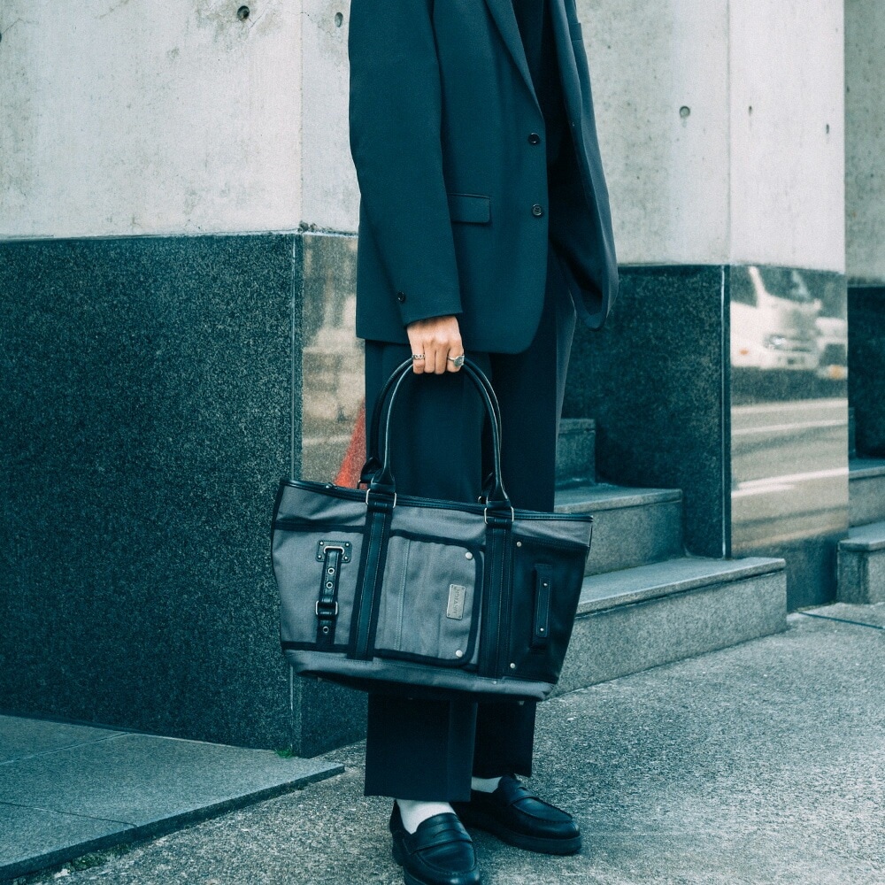 【SALE：30％off 2/13(金)9:59まで】 トートバッグ 大容量 DEVICE ブランド メンズ ジムバッグ スポーツ 通勤 通学 A4 おしゃれ 旅行 2泊 ビジネスバッグ 大型 修学旅行 トート バッグ かばん シンプル 無地 男性 スポーツバッグ キャンバス かっこいい