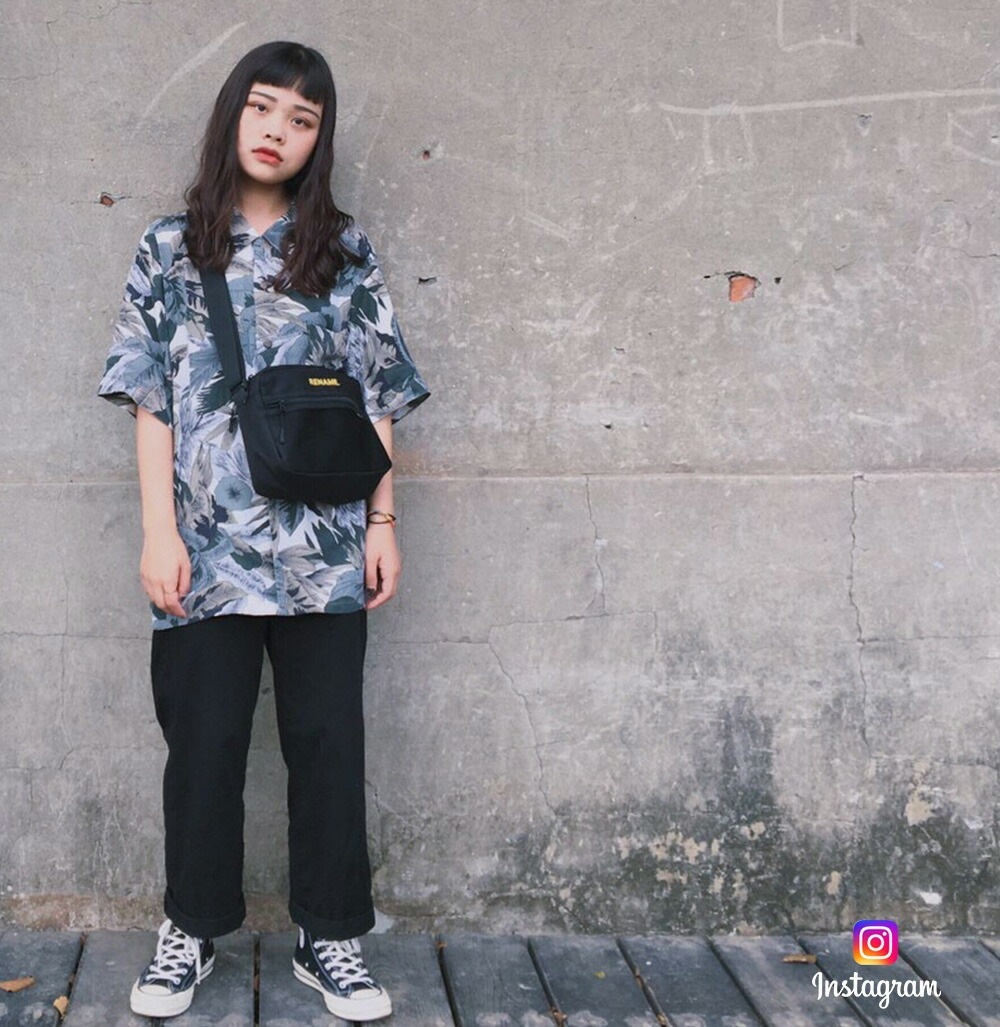 【SALE：15％OFF 11/2 10:00~】ショルダーバッグ メンズ サコッシュ バッグ ブランド メッセンジャーバッグ アウトドア 斜めがけ バッグ ワンショルダーバッグ 軽量 ナイロン レディース ミニショルダー 小さめ 大人 かっこいい