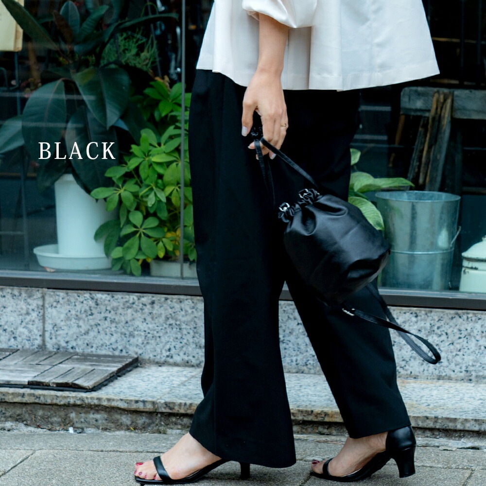 巾着 バッグ ポーチ ショルダーバッグ ブランド Rename バック レディース 大人 フェイクレザー 軽量 おしゃれ 手持ち ワンショルダーバッグ コラボ 肩掛け 可愛い 斜め掛けバッグ シンプル