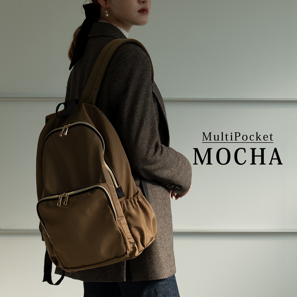 Rename ゴールドファスナーマルチポケット デイバッグ