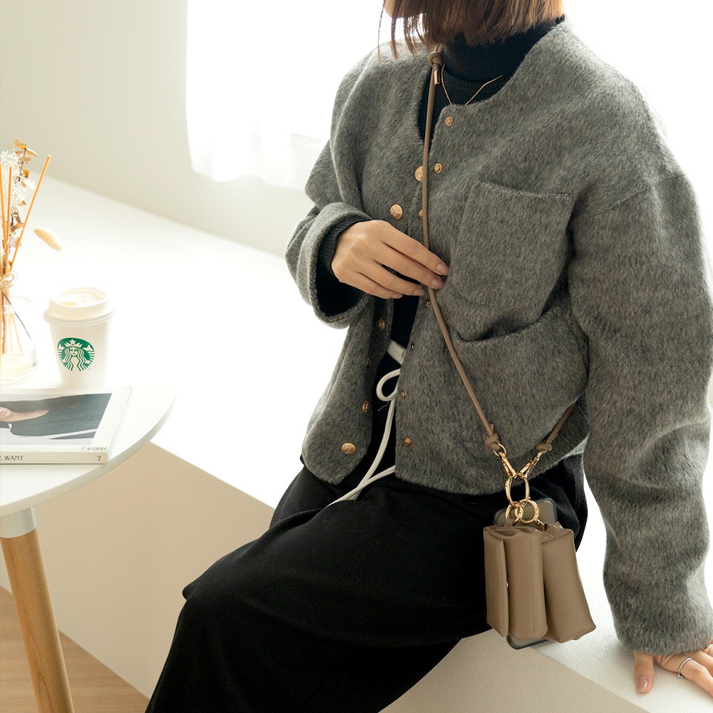 【クーポンで45％OFF】スマホショルダー 財布 ポーチ マルチポーチ お財布ショルダー スマホバッグ ミニポーチ ミニ財布 スマホショルダー 多機能 ネックストラップ 本革 おしゃれ 便利 バッグチャーム バッグショルダーベルト 新生活