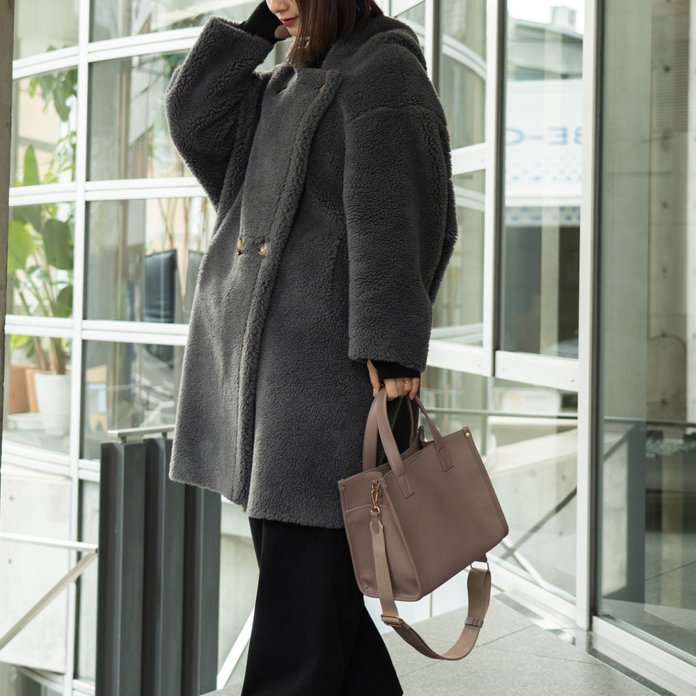 【クーポンで45％OFF】トートバッグ ショルダーバッグ 2way レディース 本革 レザー 小さめ ミニトート かわいい おしゃれ スクエア シンプル 軽量 大容量 無地 仕事鞄 通勤 通学 旅行 カバン 鞄 黒 ミニ 軽い 軽量 セレモニーバッグ フォーマル ギフト ブランド バッグ かばん