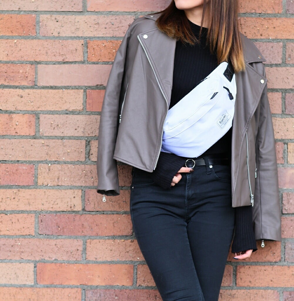 【SALE：20％off 2/13(金)9:59まで】 ボディバッグ レディース ブランド メンズ ナイロン かっこいい 大容量 ワンショルダー バッグ ウエストポーチ ウエストバッグ 斜めがけバッグ バッグ かっこいい 2way 撥水 アウトドア おしゃれ 黒 かばん レディースバック