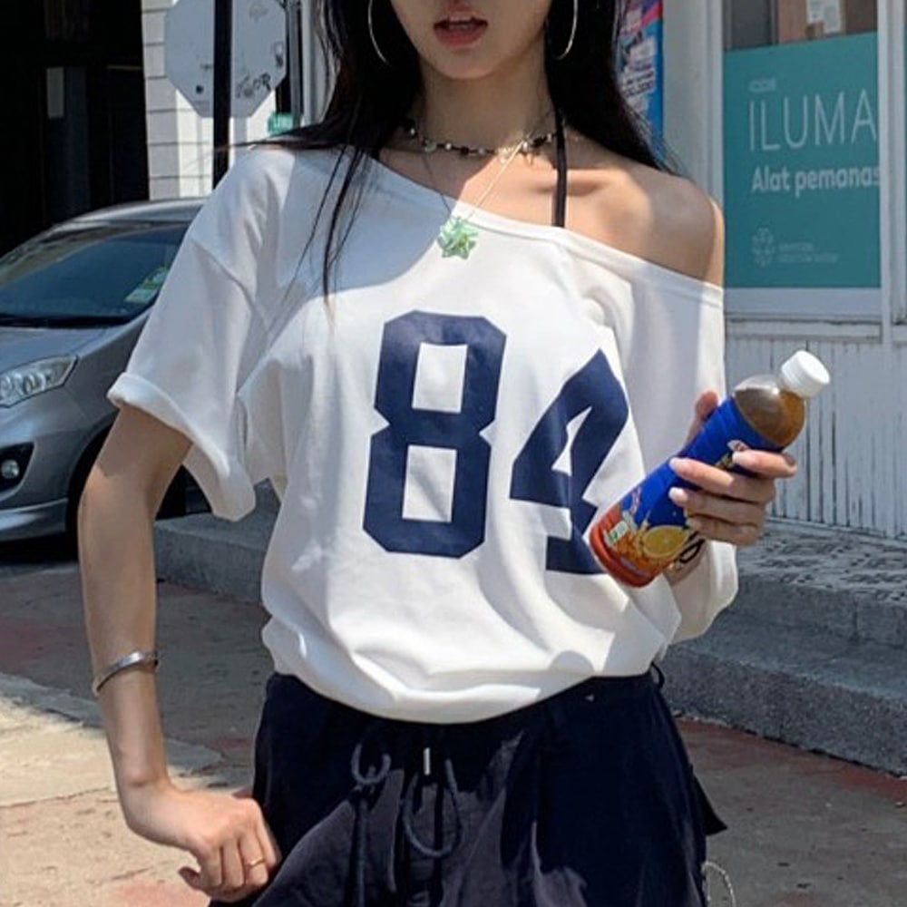 オフショルダー Tシャツ