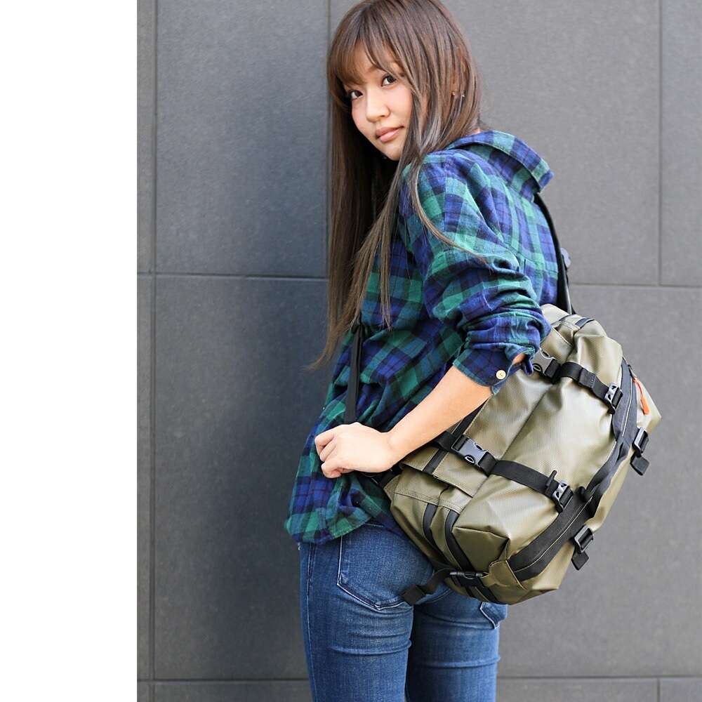 Cross charm official store | DEVICE メガボディバッグ ボディ