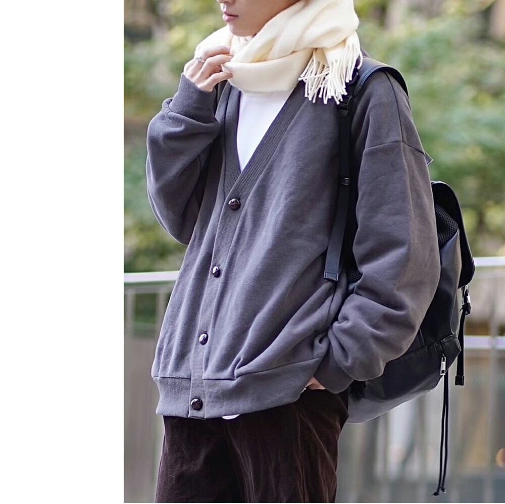 リュック 韓国 リュックサック レディース 女子 通学 大学生 可愛い かわいい 高校生 軽量 女子高生 おしゃれ 無地 シンプル 女の子 中学生 黒 バックパック a4 背面ポケット かっこいい 通学リュック