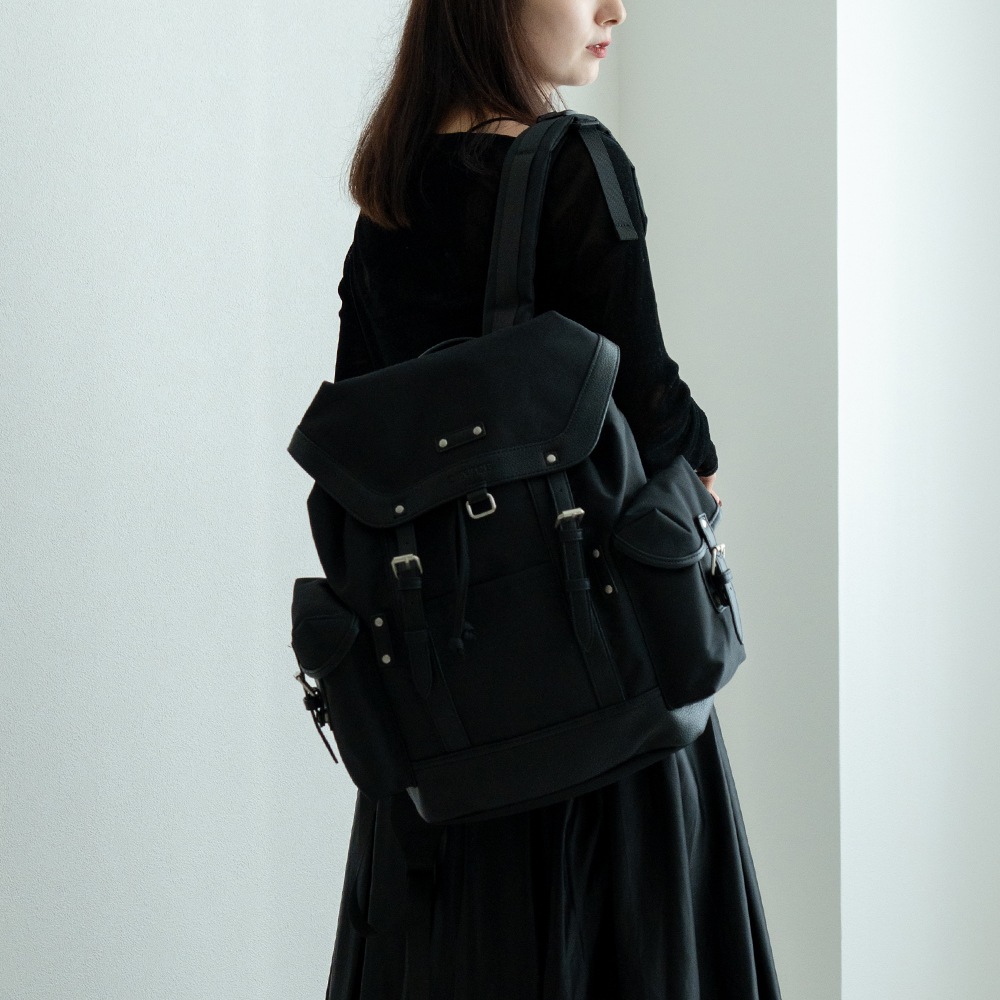 【35％OFFクーポン】DEVICE クラシック バックパック リュック メンズ レディース ブランド DEVICE スポーティ おしゃれ リュックサック バックパック ナイロン 通勤 通学 軽量 軽い 大容量 おしゃれ シンプル 大学生 高校生 ポケット 多い 大人 女子 女性