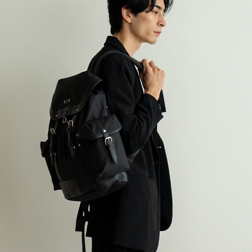 【35％OFFクーポン】DEVICE クラシック バックパック リュック メンズ レディース ブランド DEVICE スポーティ おしゃれ リュックサック バックパック ナイロン 通勤 通学 軽量 軽い 大容量 おしゃれ シンプル 大学生 高校生 ポケット 多い 大人 女子 女性