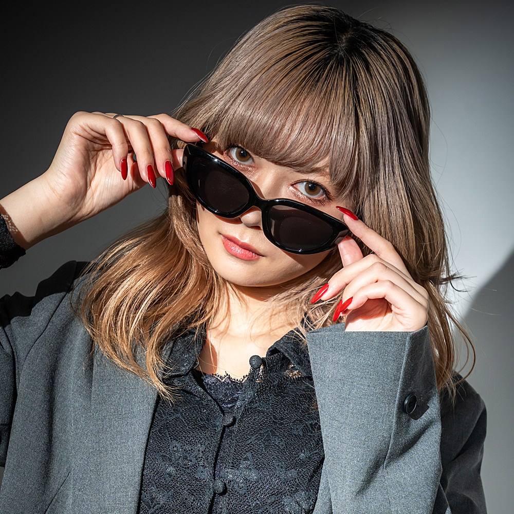 サングラス メンズ レディース おしゃれ ブランド かっこいい 人気 韓国 ストリート 丸型 大人 高校生 サングラスケース スポーツ 薄い色 運転 おすすめ 男 コーデ トレンド 流行り ファッション 普段使い ペア ペアルック