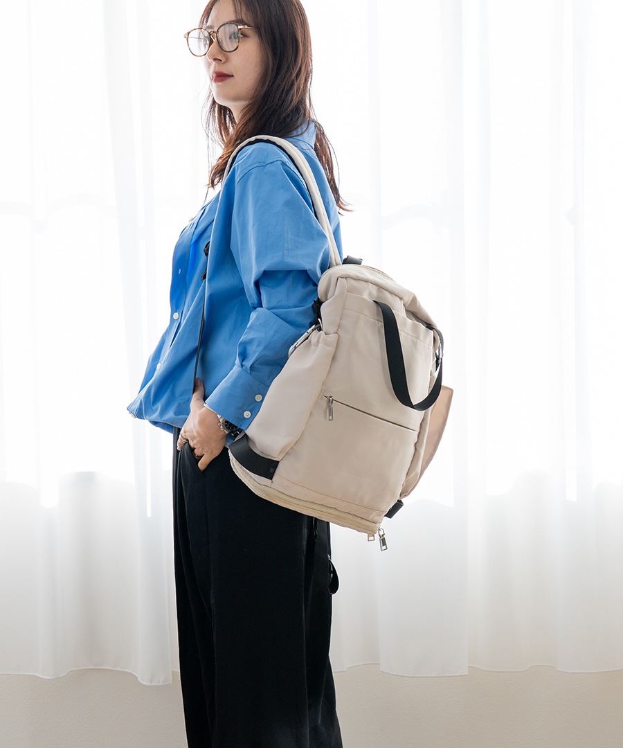 【クーポン利用で45％OFF】【人気インフルエンサー ゆい★ダブル双子★4児ママ コラボ 】マザーズバッグ リュック 大容量 3way 使いやすい 軽量 おしゃれ ママ 出産祝い プレゼント パパ ペアレンツバッグ 旅行 シンプル ポケット 多い