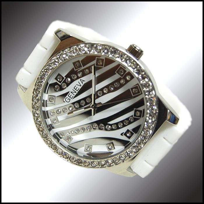 �ڥ������ GENEVA ����֥����å� �ۥ磻��  ����С� ��С��٥�� �饰���奢�꡼ �������� �ե��å���� ����� �����å� ���� Joe Rodeo ���硼���ǥ� Aqua Master �������ޥ����� GAGA MILANO �����ߥ�� Jacob ���������� HIPHOP �ӻ��� B�� �ҥåץۥå� �֥���