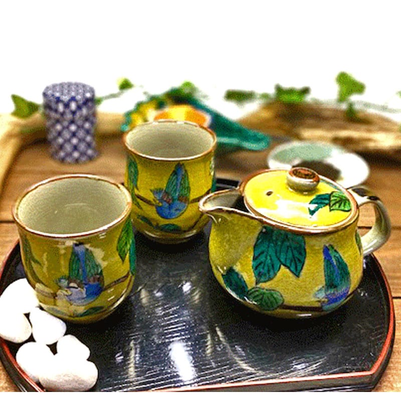 九谷焼『マグカップ』ソメイヨシノ緑塗り 裏絵 九谷焼ペアマグカップソメイヨシノ緑塗り＆しだれ桜緑塗り『裏絵』 百