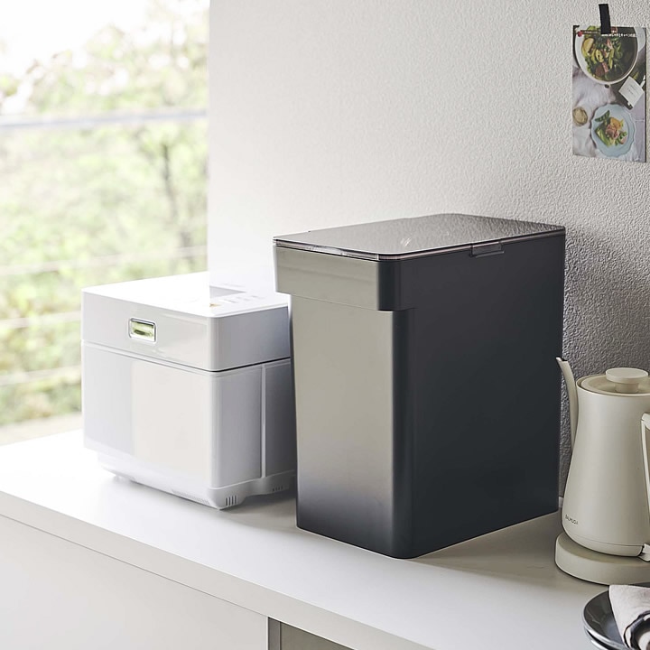 密閉 米びつ 10kg タワー tower 山崎実業 - 山崎実業 towerならクッチーナ