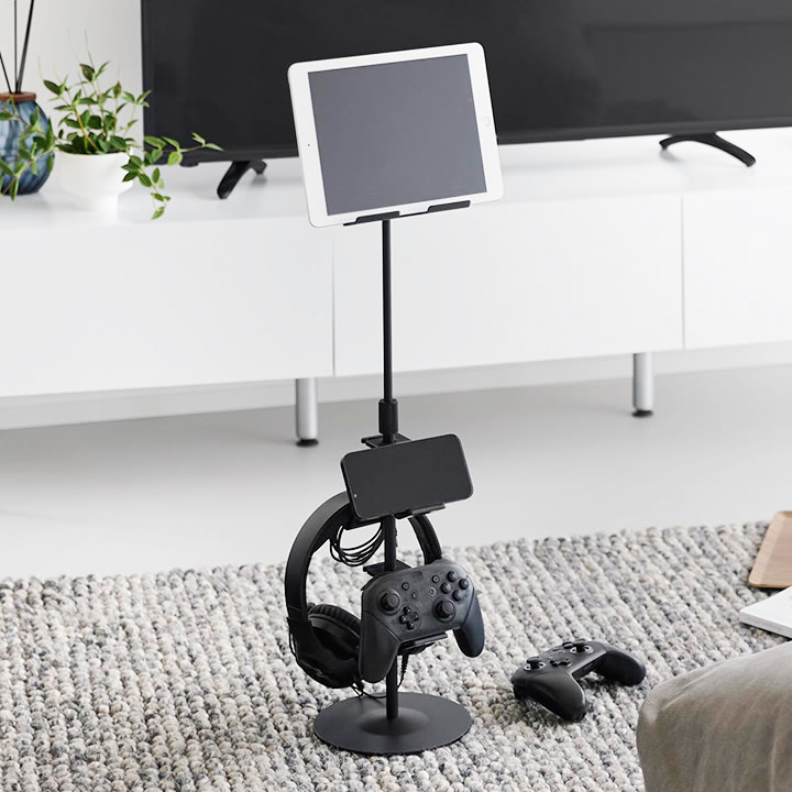 スイッチ、スマホ、タブレットを充電しながら収納