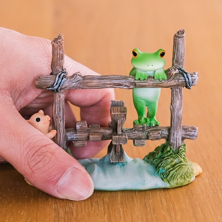 水車を踏むカエル コポー Copeau - カエルのコポーならクッチーナ