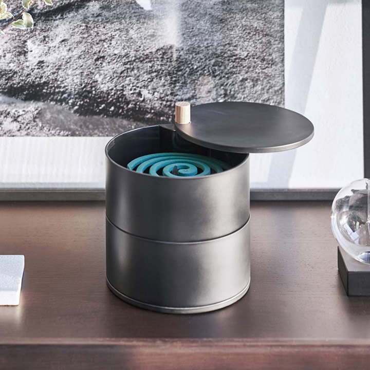 収納トレー付き蚊遣り タワー