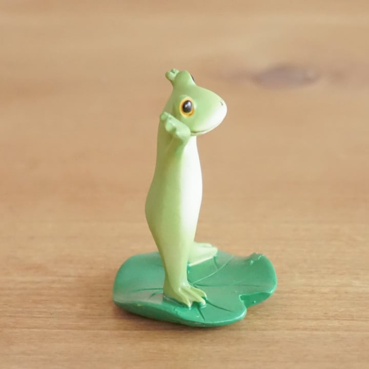 ポイント10倍】 ばんざいするカエル コポー Copeau