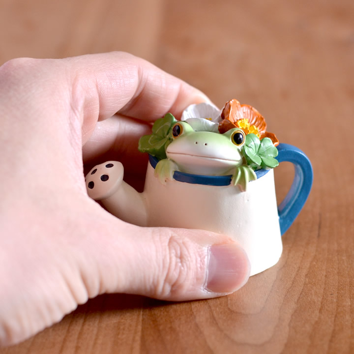ジョウロからカエル コポー Copeau - カエルのコポーならクッチーナ