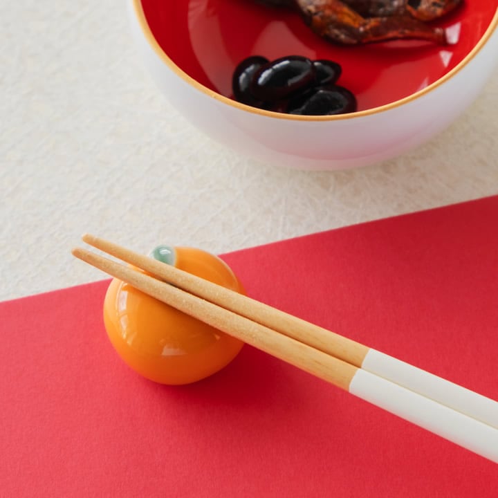 器になる鏡餅 19405 食器 - キッチン雑貨、便利グッズならクッチーナ