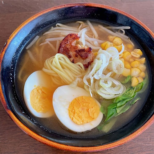 【株式会社八十八研究所】米粉のつるつるラーメン「あかり」醤油味・味噌味・とんこつ風味 計6食セット