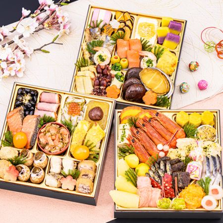 ＜送料無料＞京都祇園料亭「和山」監修おせち料理【彩嘉】（3～4人前）