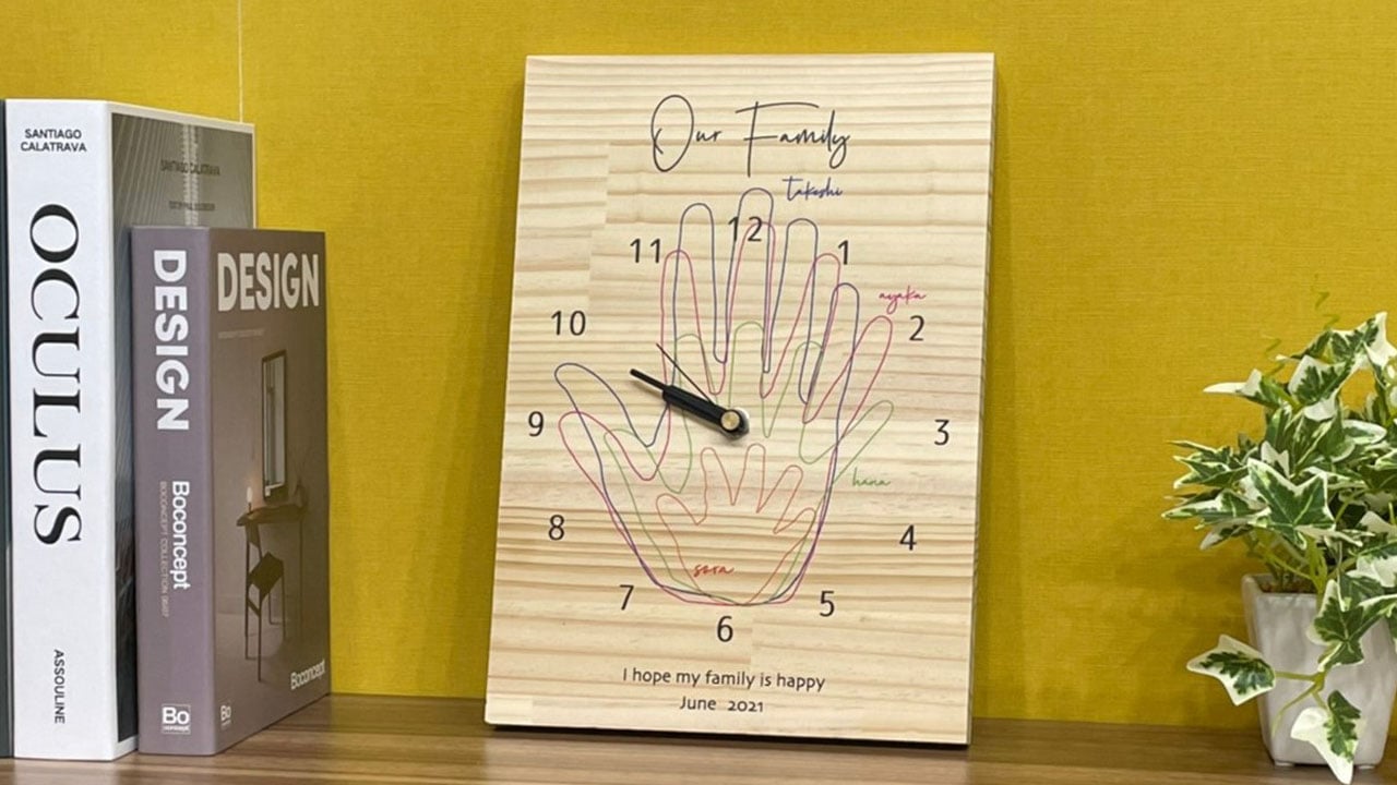 げ*丸様 手形アート 書道作品 木製フレーム付き 日本ふれあい育児協会】ファミリー手形アート木製時計＜ファミリー向け＞