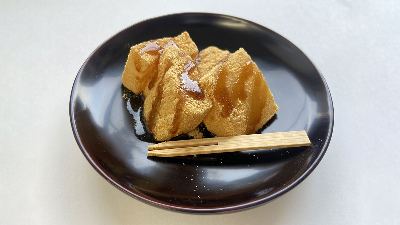 【虎屋産業】＜送料無料＞手作りわらび餅セット10袋