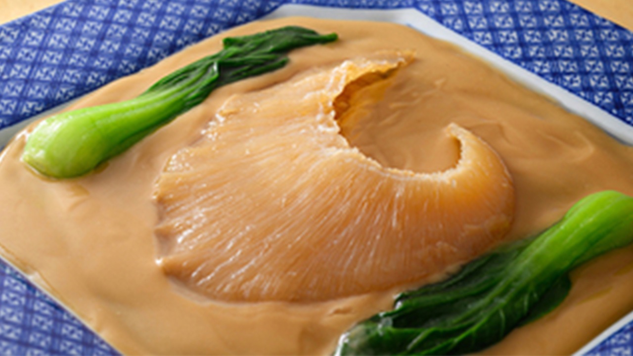 【天廣堂】天廣堂特製 新春中華おせち2026（二段重5～6名様分）・特選フカヒレ姿濃厚白湯煮込み（大）2枚付き