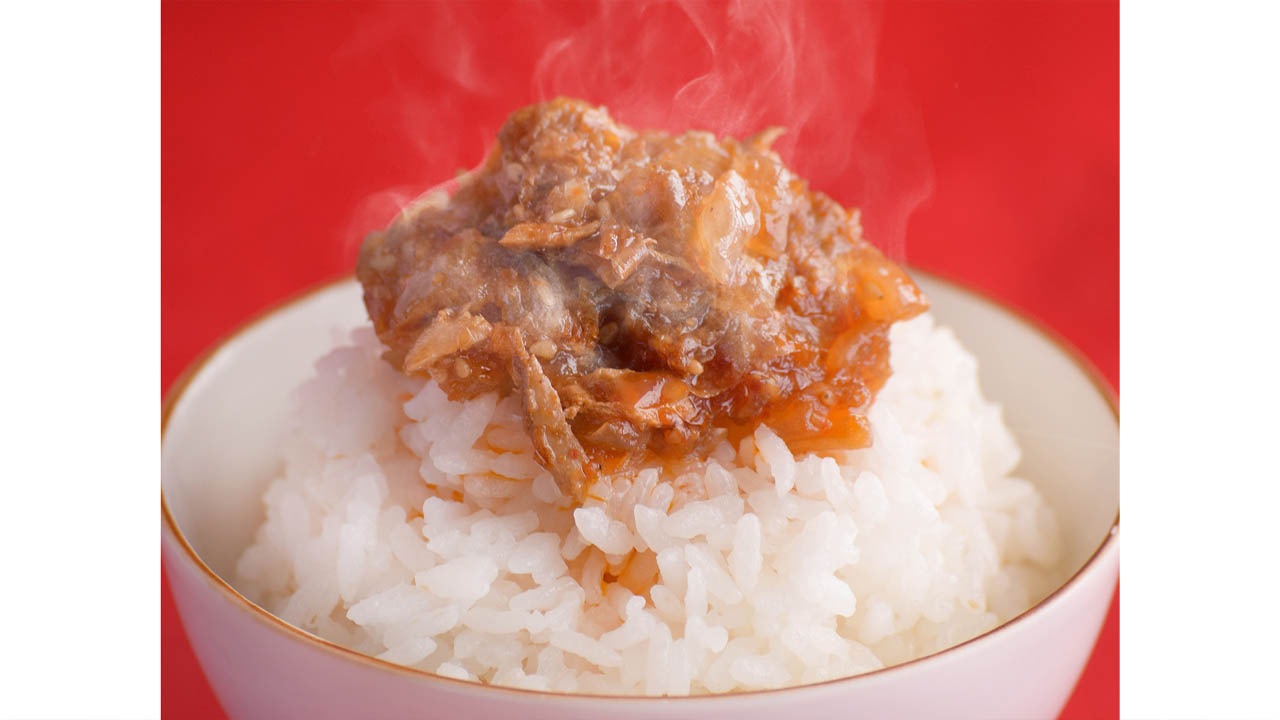 【サラヤ保﨑商店】【旨辛ラー油】Oil de bonito（オイル・ド・ボニート）