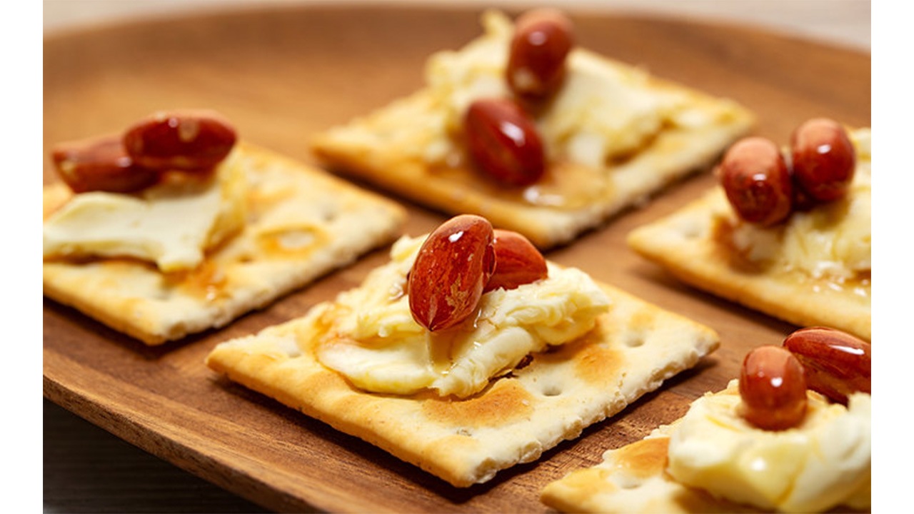 【HANAP】【化粧箱入り／熨斗・リボン対応】千葉の逸品ギフトセット（純粋はちみつ70g×2種類＆燻製落花生のはちみつ漬け）