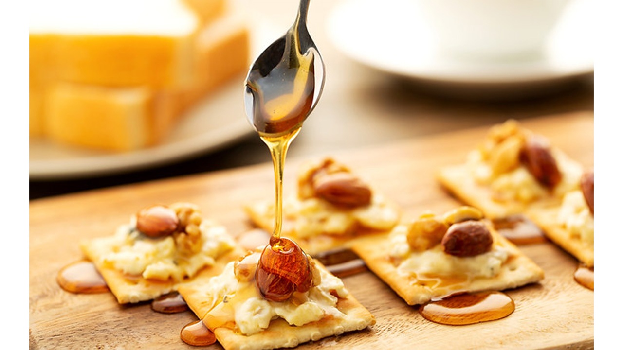 【HANAP】【化粧箱入り／熨斗・リボン対応】千葉の逸品ギフトセット（純粋はちみつ70g×2種類＆燻製落花生のはちみつ漬け）