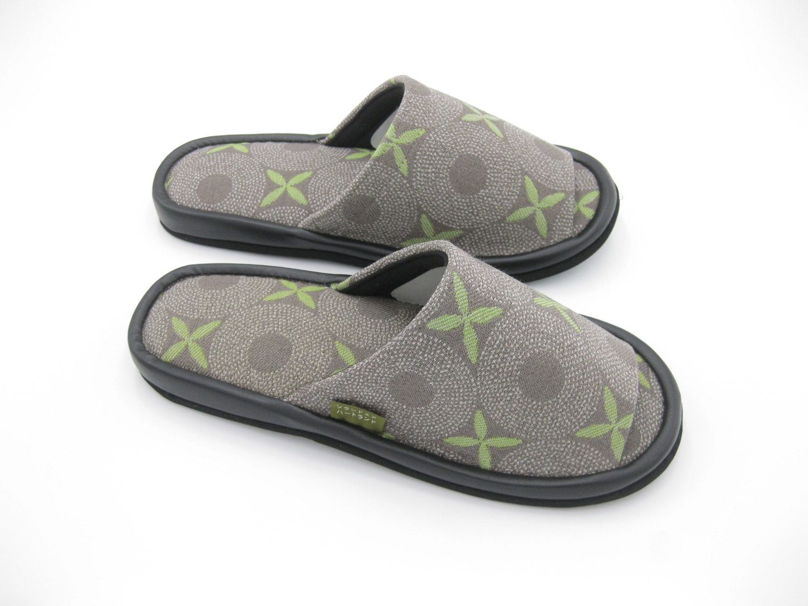 スリッパ　Fサイズ (26cm) 　【表地】 Solaseed Air （ソラシドエア） / アップサイクル