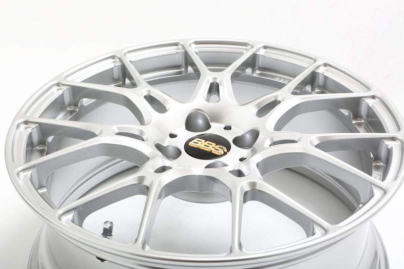 アバルト595用17インチBBS軽量ホイール「BBS x INTEESPEED IS701