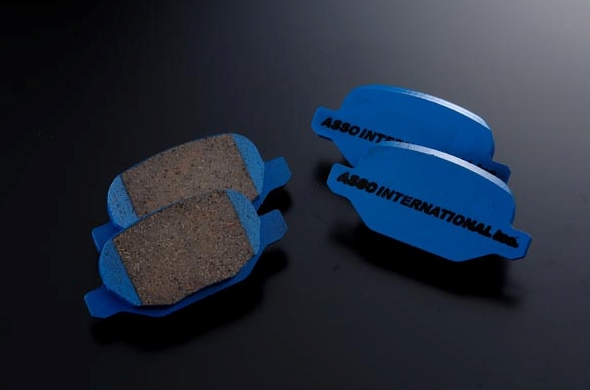 【おすすめチューニングセット】 ASSO 低ダスト ストリートパッド フロント&リアセット 【Alfa Giulia (Super/Veloce)】