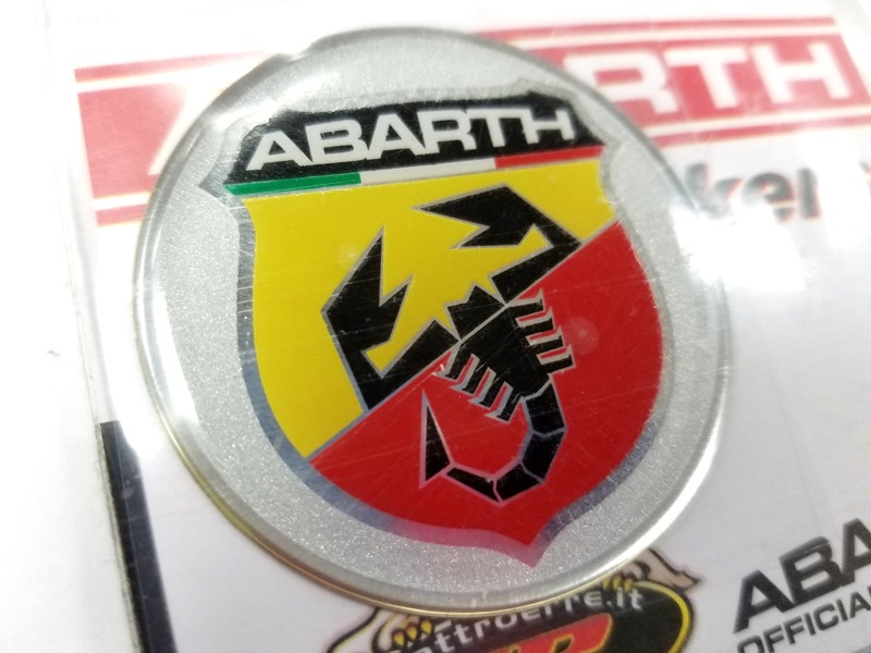 Abarth 3dステッカー 丸型 Mサイズ Abarth 3dステッカー 丸型 Mサイズ