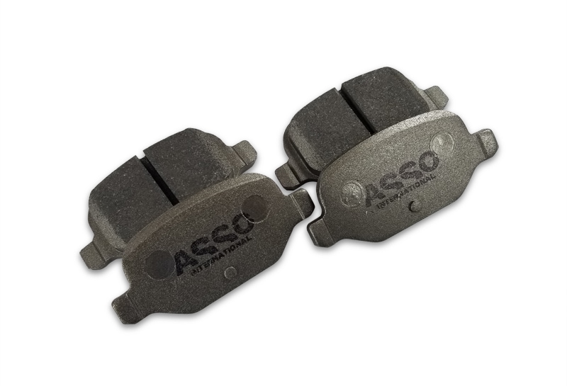 アバルト 500 595 低ダスト ブレーキパッド 前後 breni 僅走行中古 アバルト 500 595 低ダスト ブレーキパッド 前後 breni 僅走行